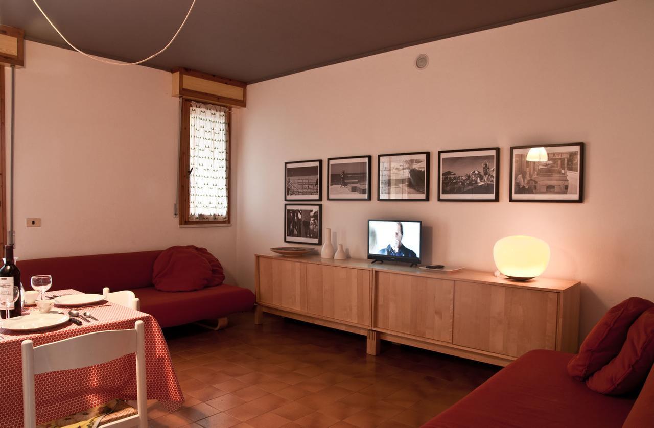 Appartamento Con Terrazza Lido delle Nazioni Buitenkant foto